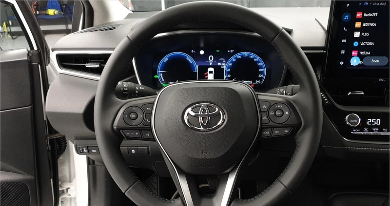 Toyota Corolla cena 110399 przebieg: 5, rok produkcji 2023 z Racibórz małe 407